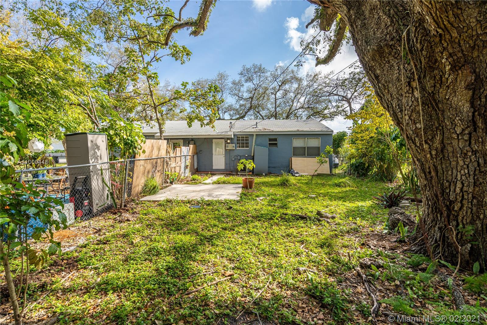 See details / 1560 sq. ft. $ 2021-02-17 0 Photo