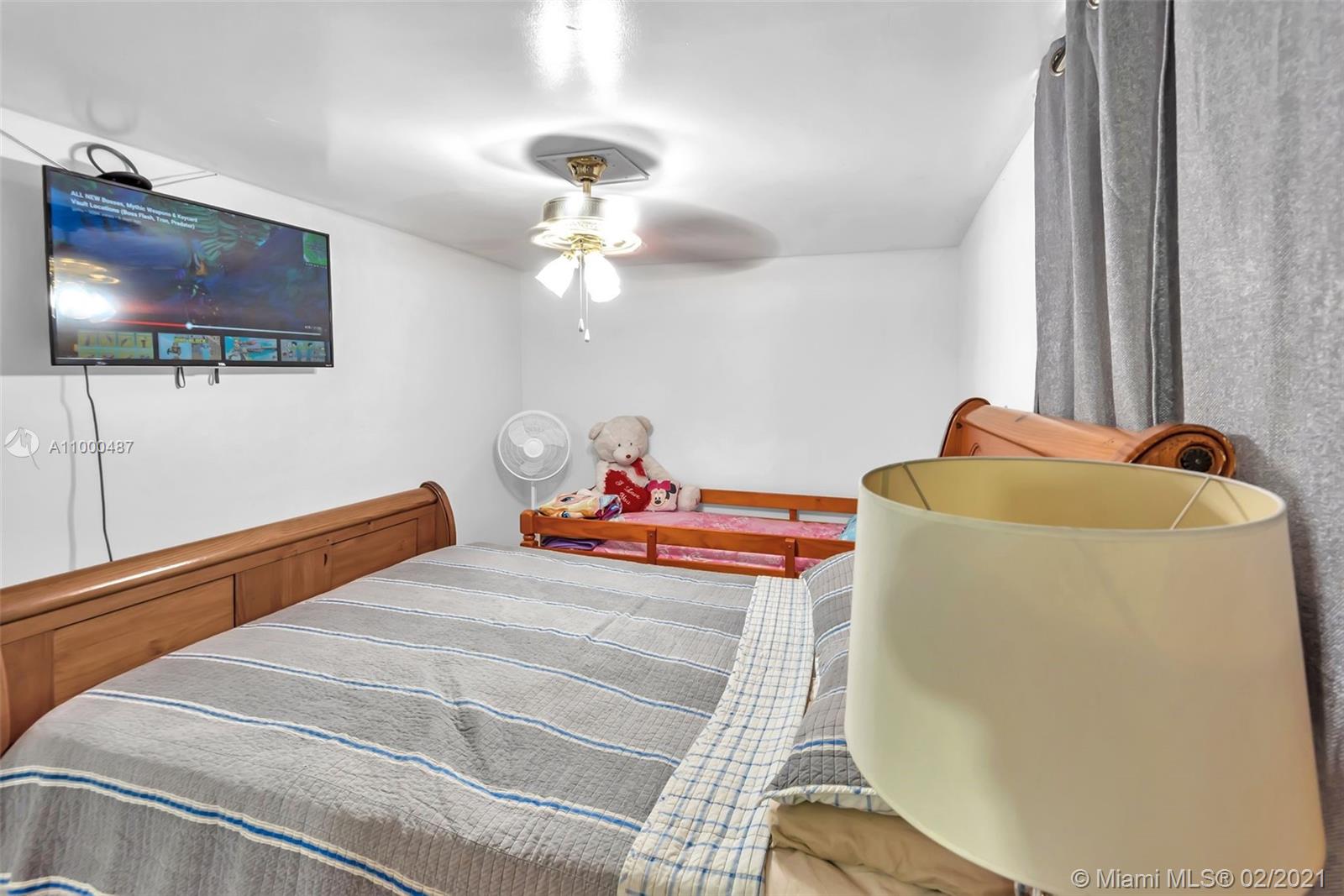 See details / 1475 sq. ft. $ 2021-02-17 0 Photo