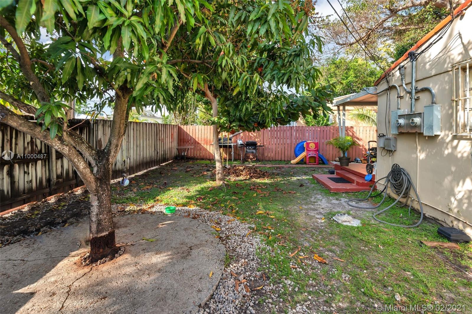 See details / 1475 sq. ft. $ 2021-02-17 0 Photo