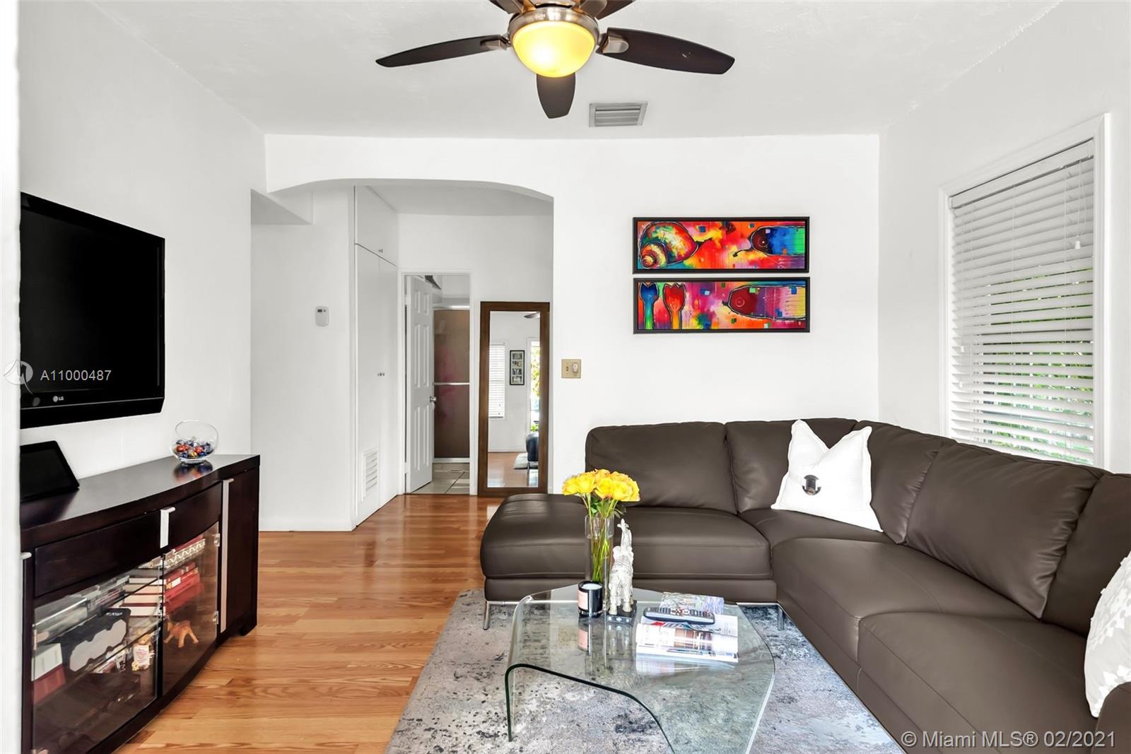 See details / 1475 sq. ft. $ 2021-02-17 0 Photo