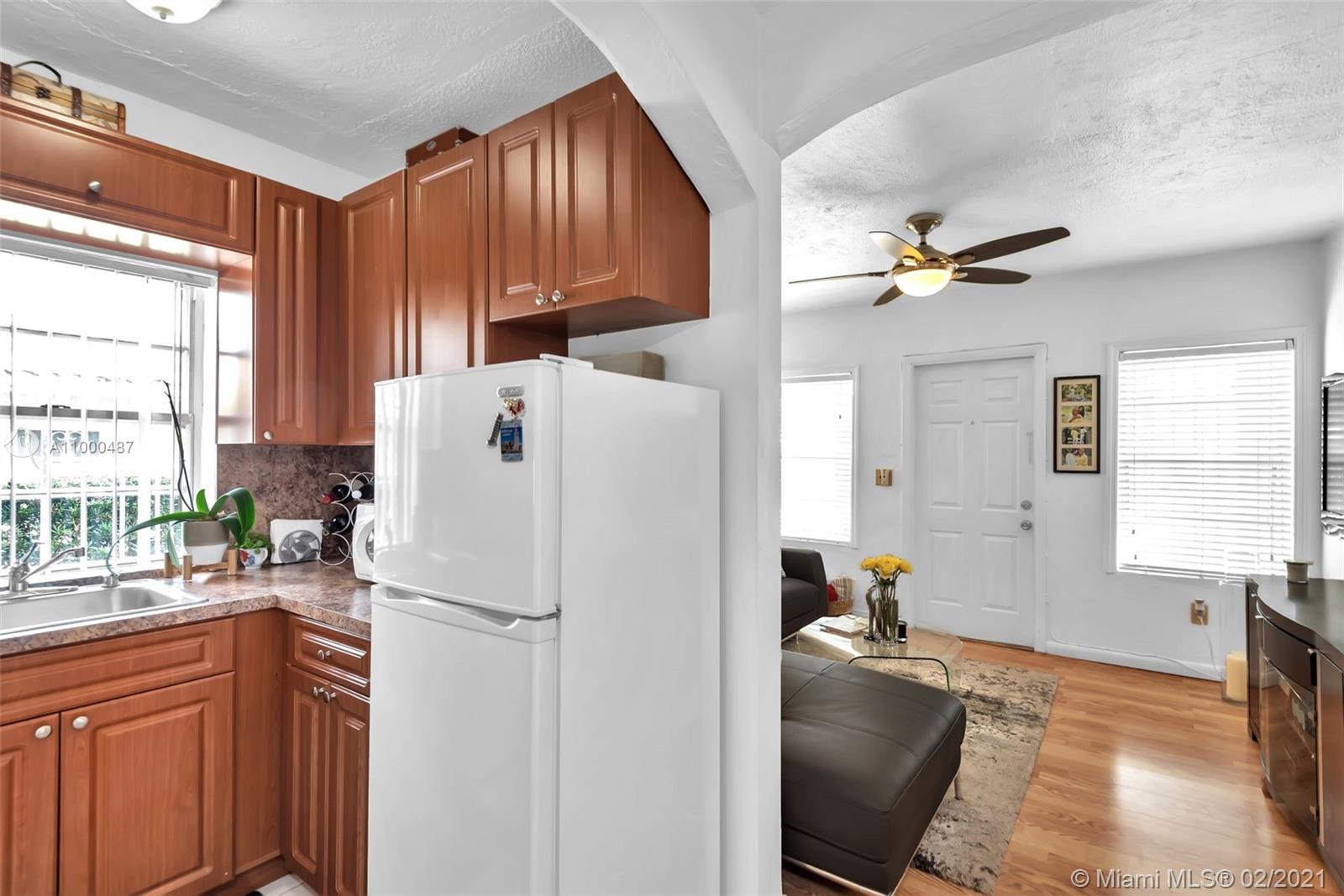 See details / 1475 sq. ft. $ 2021-02-17 0 Photo