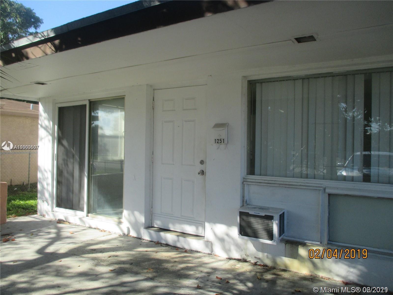 See details / 1689 sq. ft. $ 2021-02-17 0 Photo