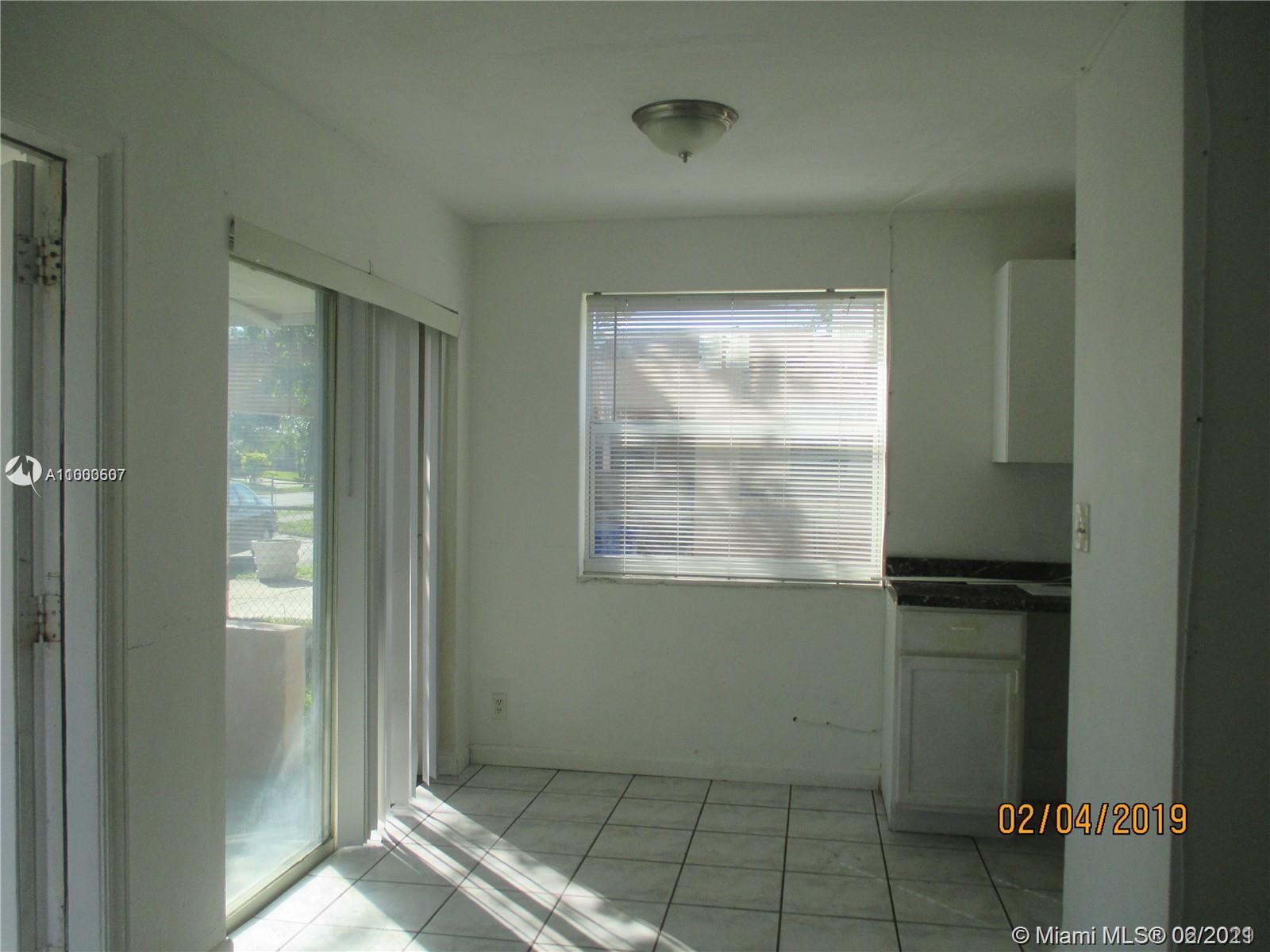 See details / 1689 sq. ft. $ 2021-02-17 0 Photo