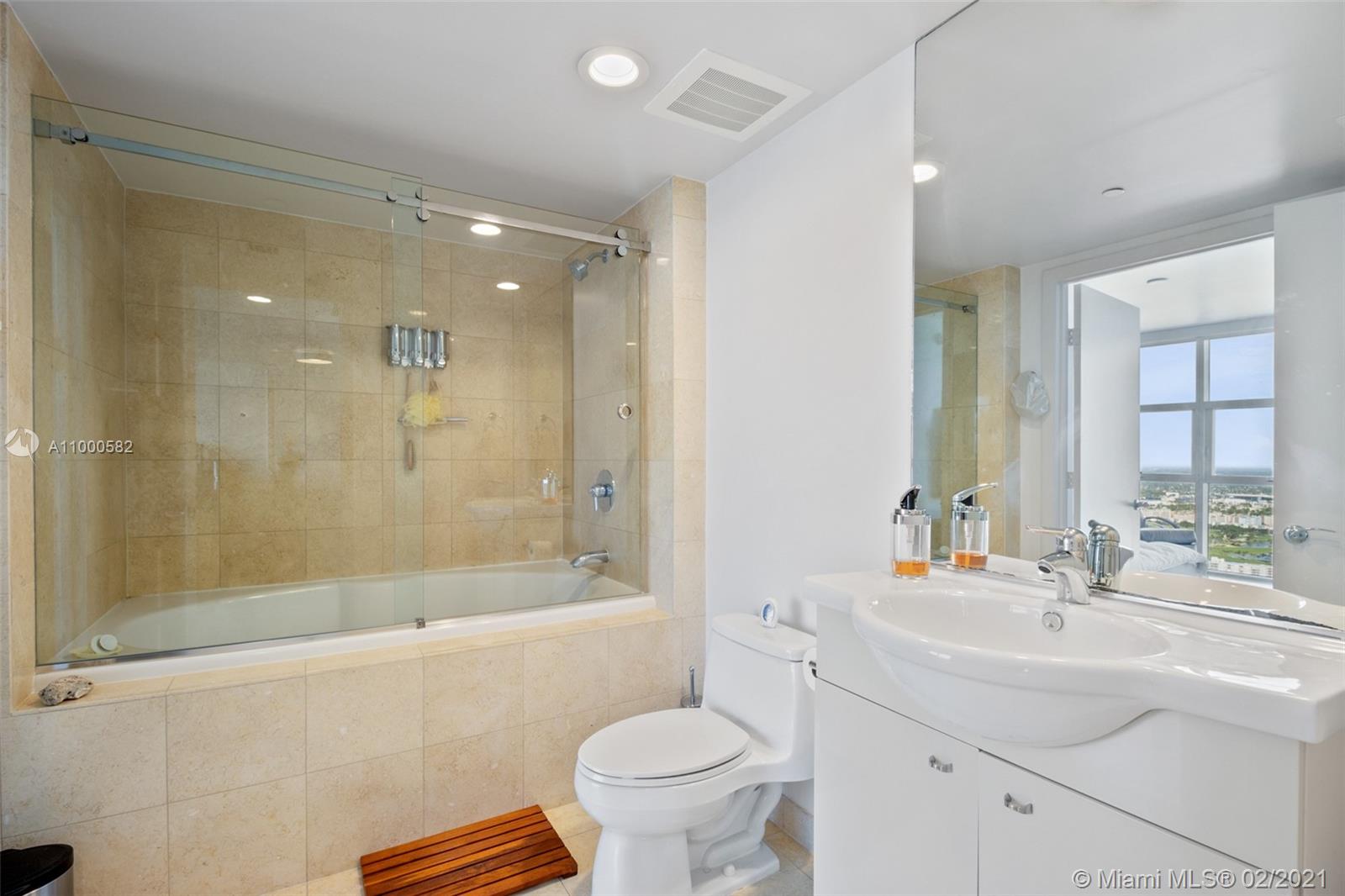 Ver detalles 4807 1 / 1 871 sq. ft. $ 2021-02-17 0 foto