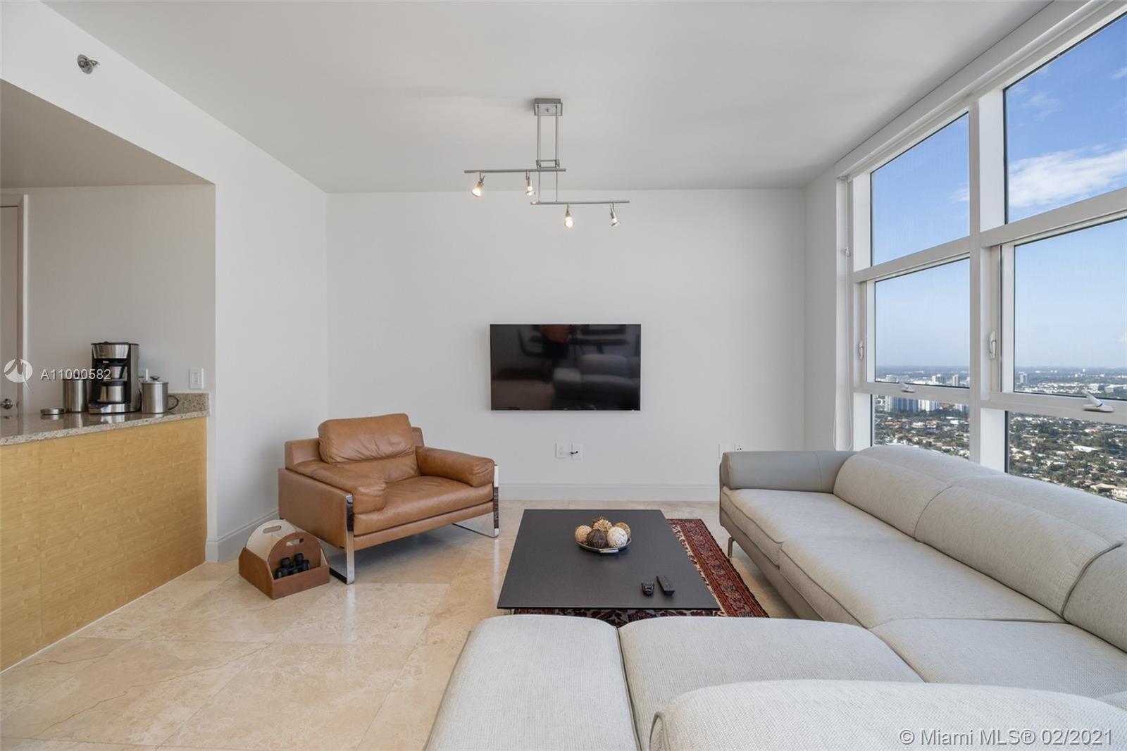 Ver detalles 4807 1 / 1 871 sq. ft. $ 2021-02-17 0 foto