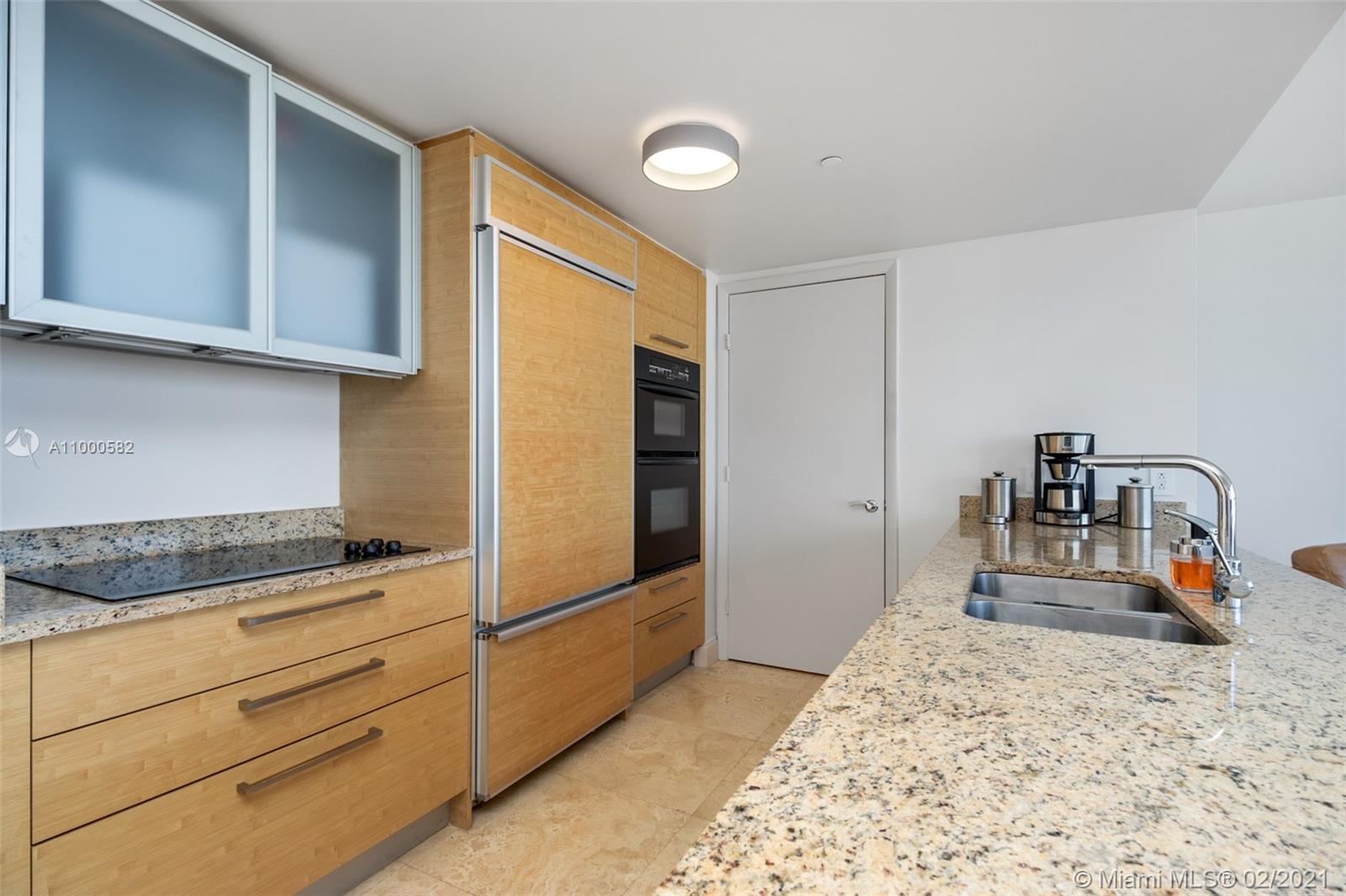 Ver detalles 4807 1 / 1 871 sq. ft. $ 2021-02-17 0 foto