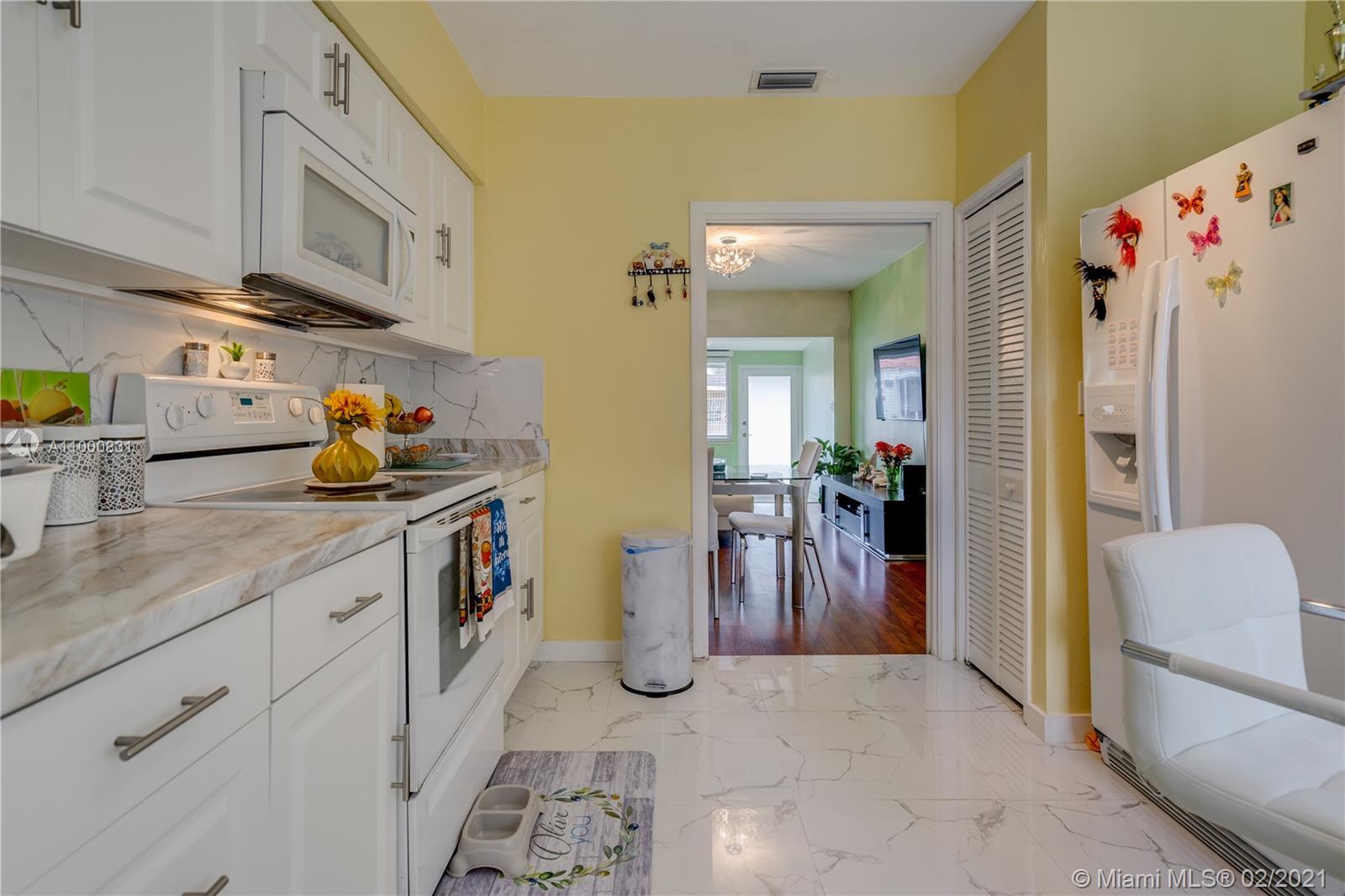 See details / 1613 sq. ft. $ 2021-02-17 0 Photo