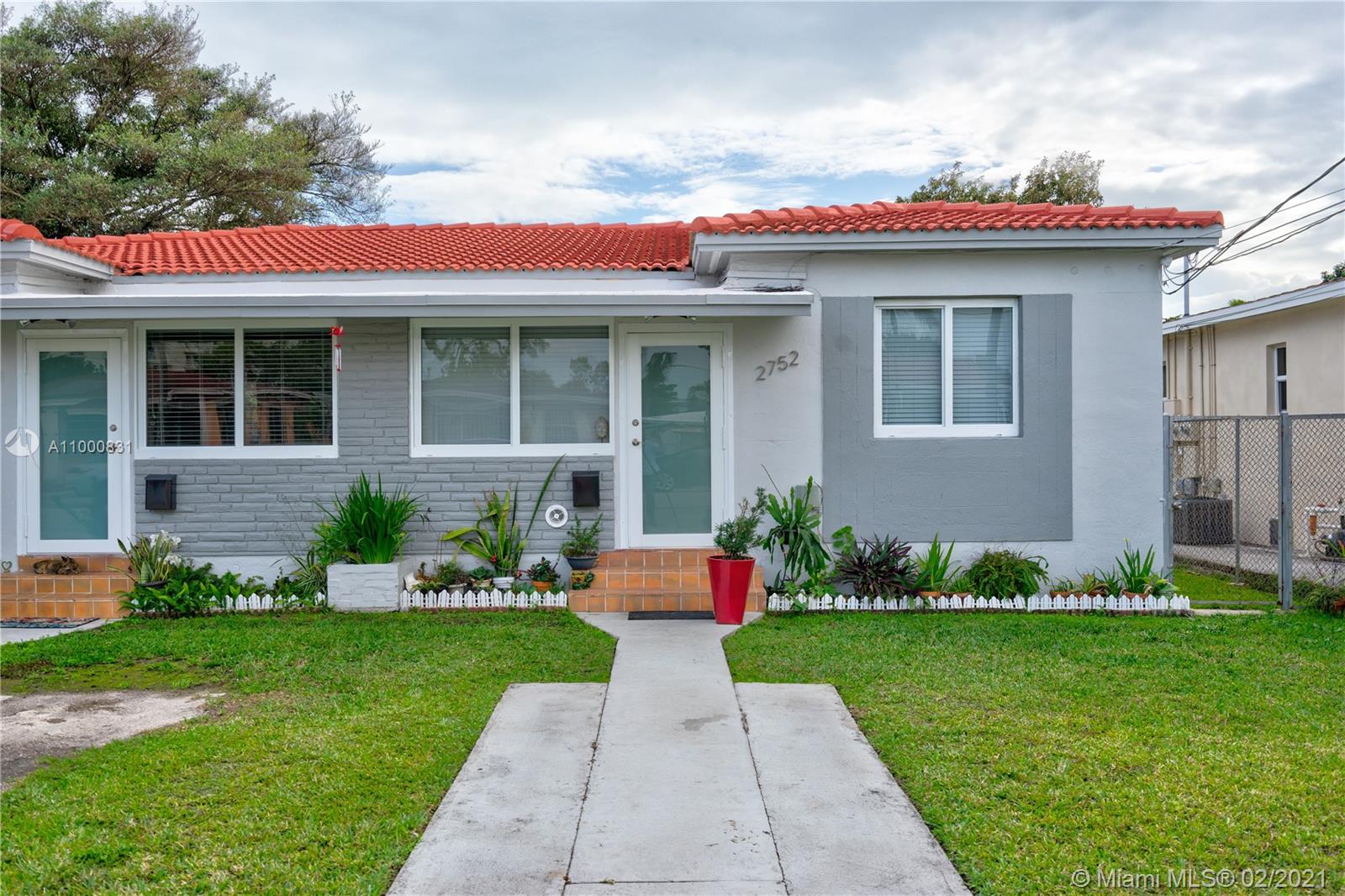 See details / 1613 sq. ft. $ 2021-02-17 0 Photo