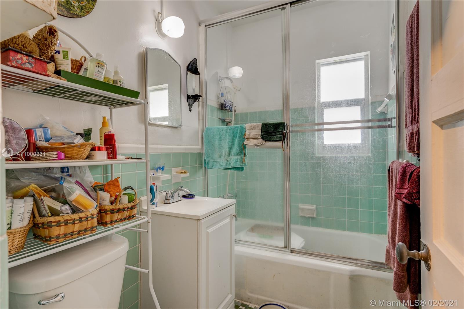 See details / 1613 sq. ft. $ 2021-02-17 0 Photo