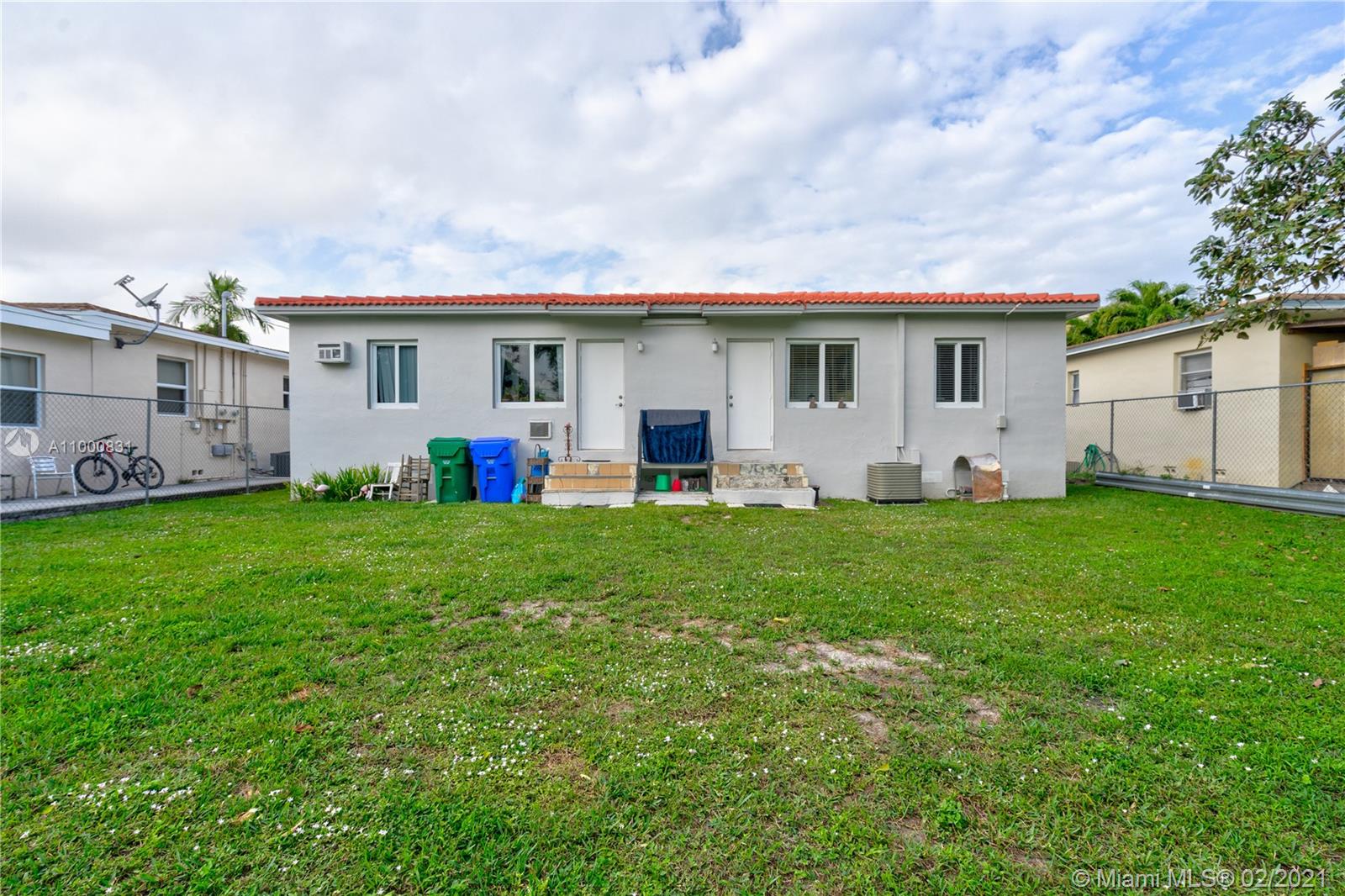 See details / 1613 sq. ft. $ 2021-02-17 0 Photo
