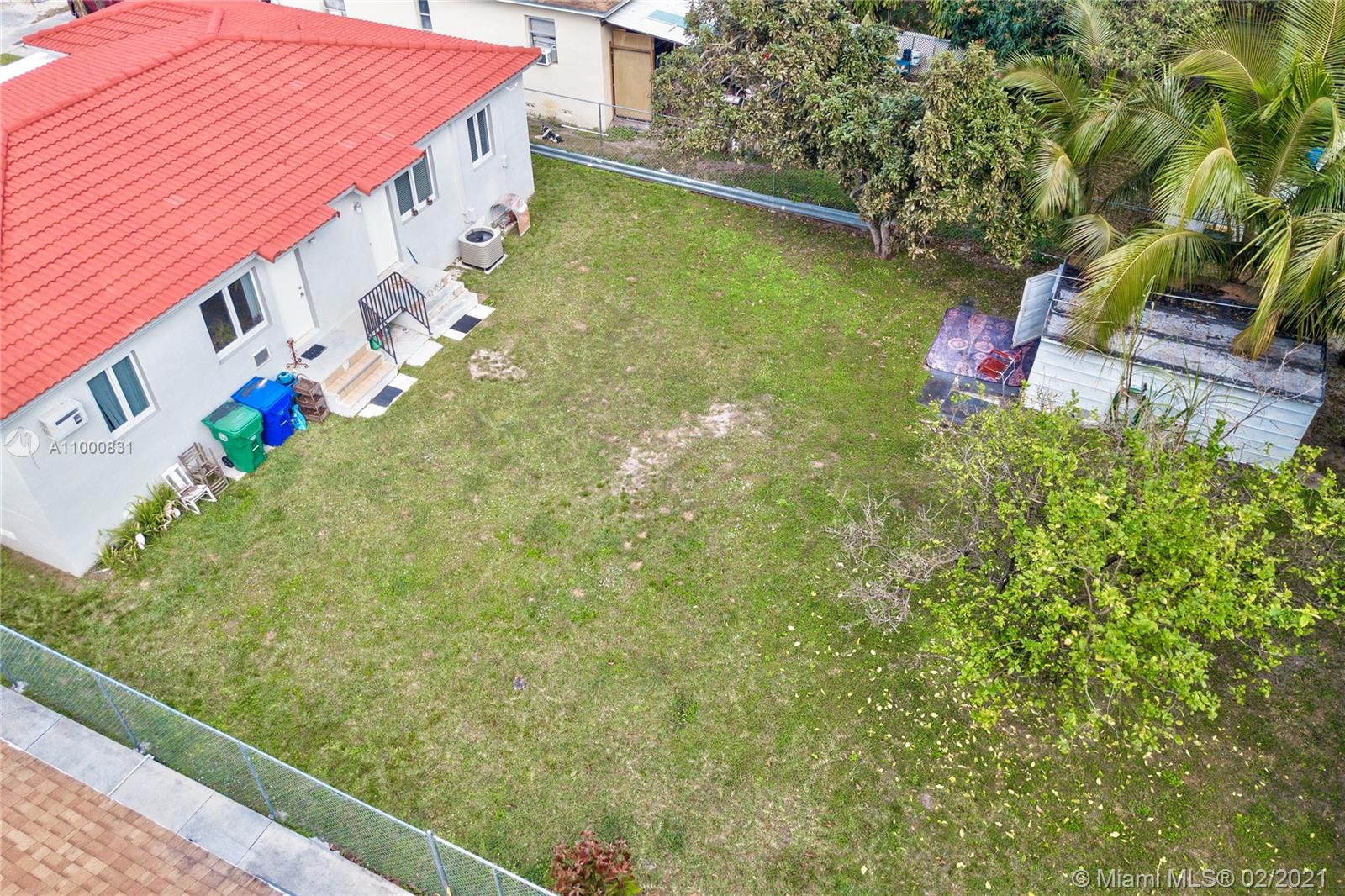 See details / 1613 sq. ft. $ 2021-02-17 0 Photo