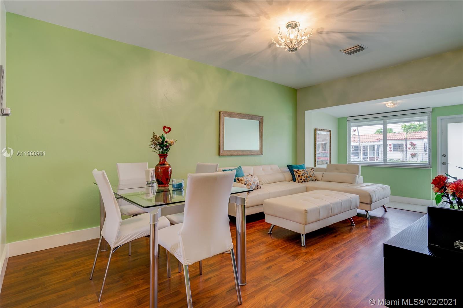 See details / 1613 sq. ft. $ 2021-02-17 0 Photo