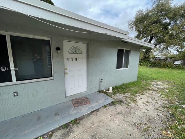 See details / 2120 sq. ft. $ 2021-04-14 0 Photo