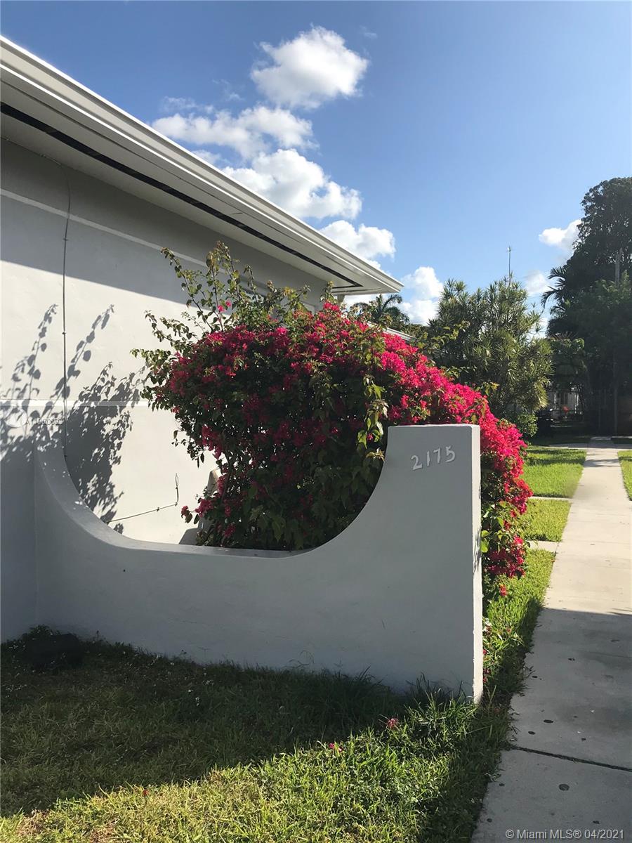 See details / 3252 sq. ft. $ 2021-02-17 0 Photo