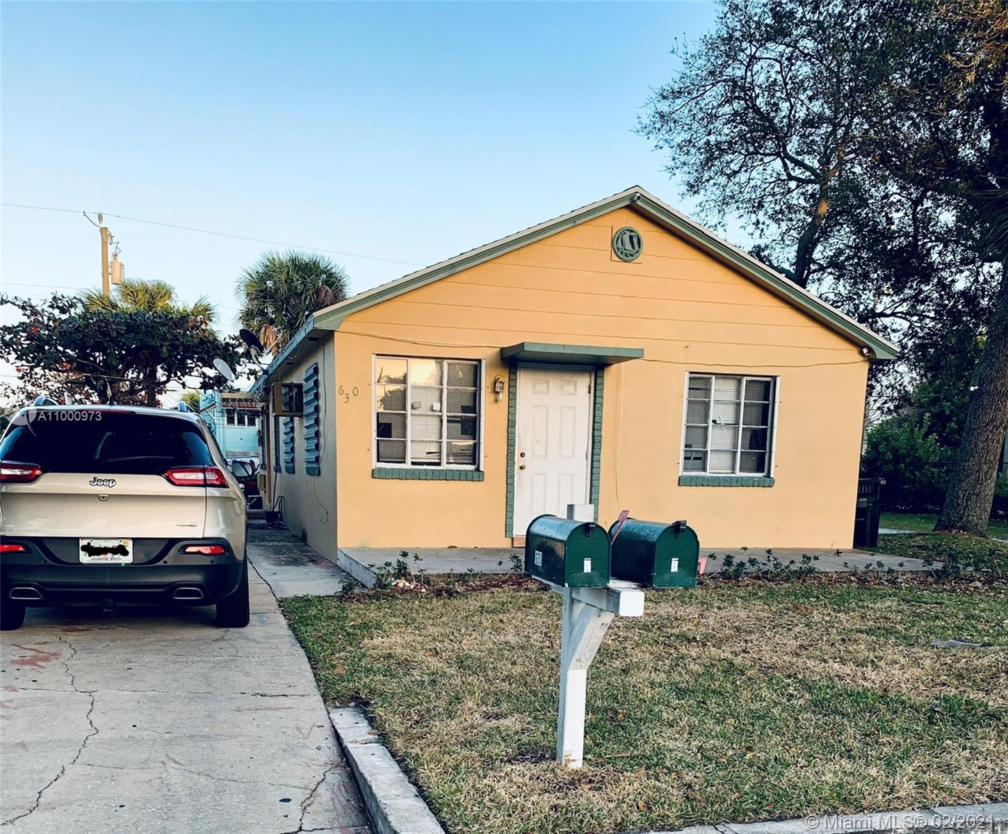 See details / 1035 sq. ft. $ 2021-02-18 0 Photo