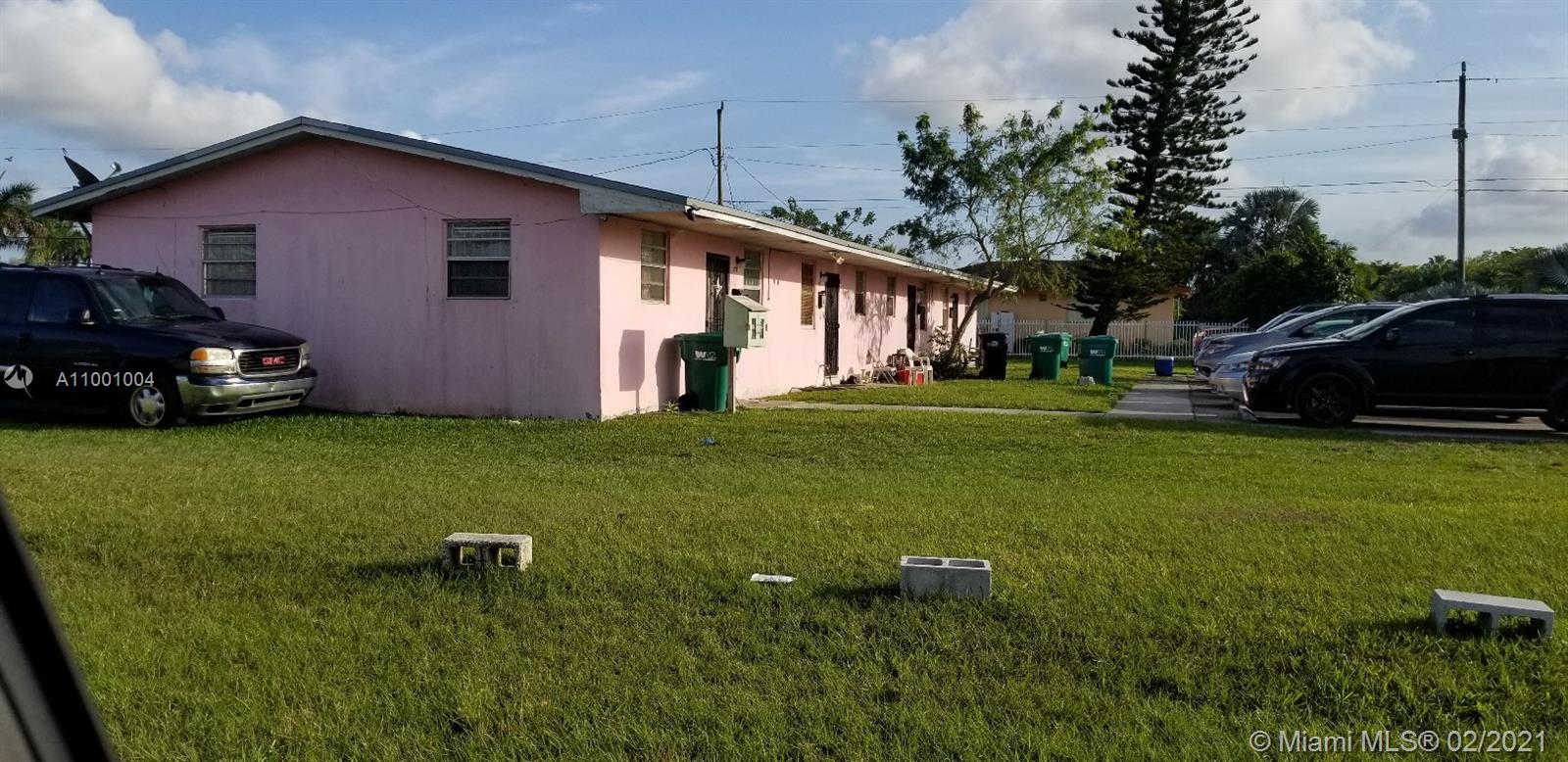 See details / 2325 sq. ft. $ 2021-02-18 0 Photo