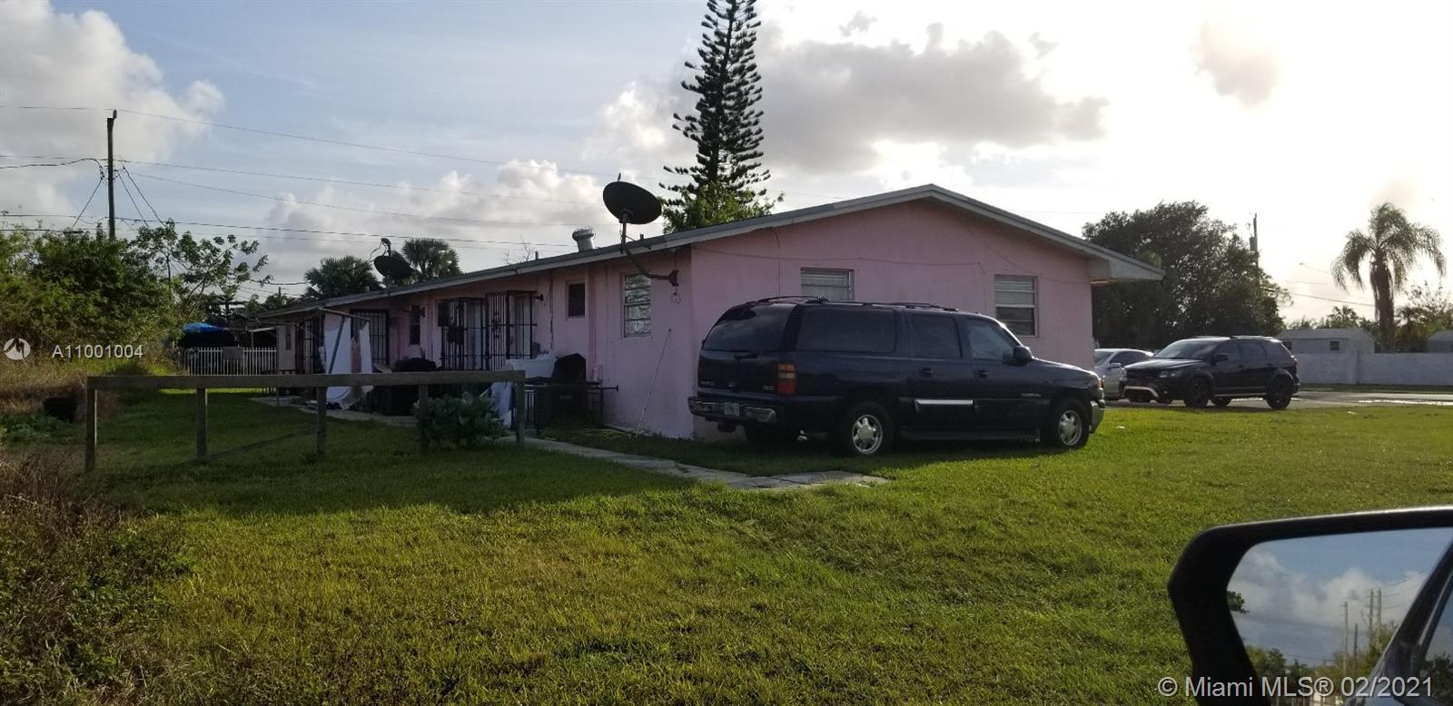 See details / 2325 sq. ft. $ 2021-02-18 0 Photo