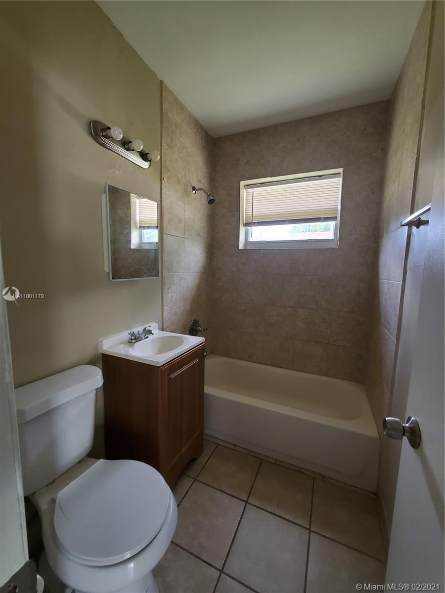 See details / 902 sq. ft. $ 2021-02-18 0 Photo