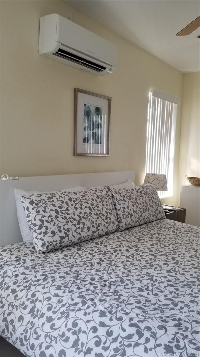 See details / 2972 sq. ft. $ 2021-02-18 0 Photo