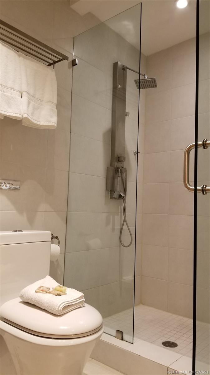 See details / 2972 sq. ft. $ 2021-02-18 0 Photo
