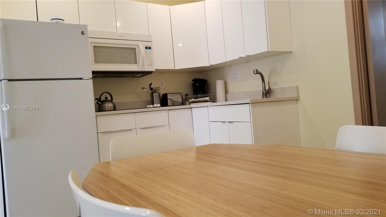 See details / 2972 sq. ft. $ 2021-02-18 0 Photo