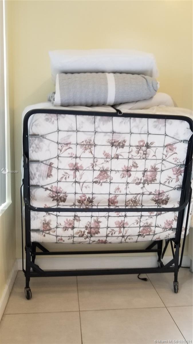 See details / 2972 sq. ft. $ 2021-02-18 0 Photo