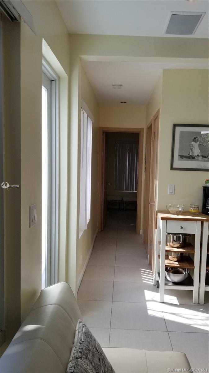 See details / 2972 sq. ft. $ 2021-02-18 0 Photo