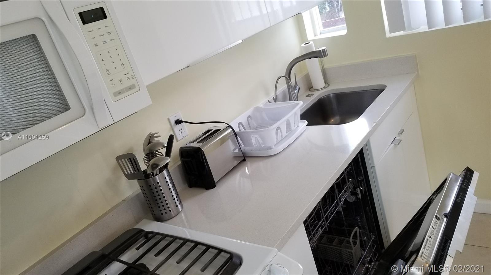 See details / 2972 sq. ft. $ 2021-02-18 0 Photo