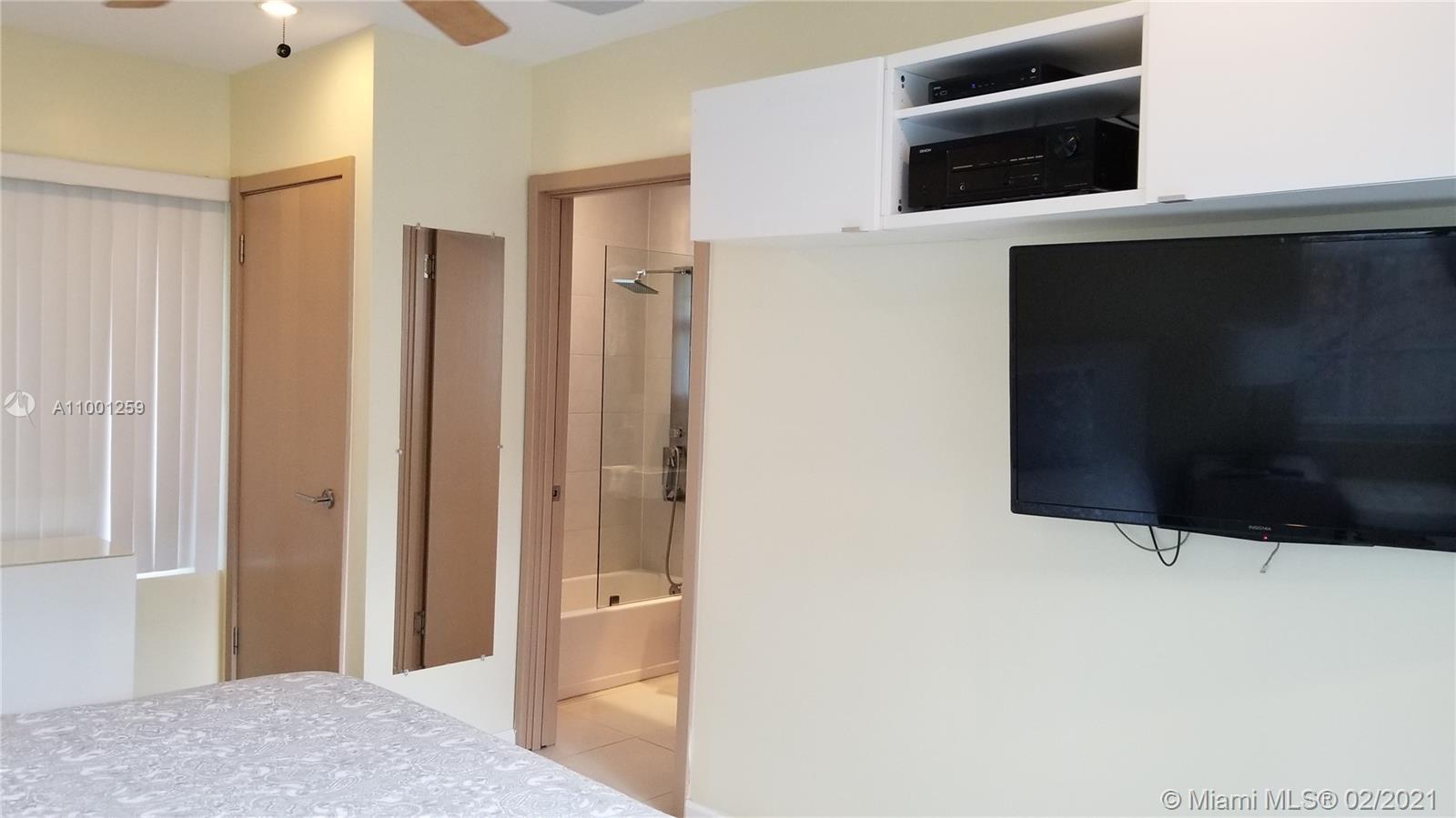 See details / 2972 sq. ft. $ 2021-02-18 0 Photo
