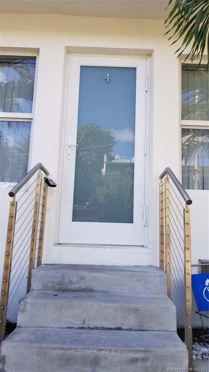 See details / 2972 sq. ft. $ 2021-02-18 0 Photo