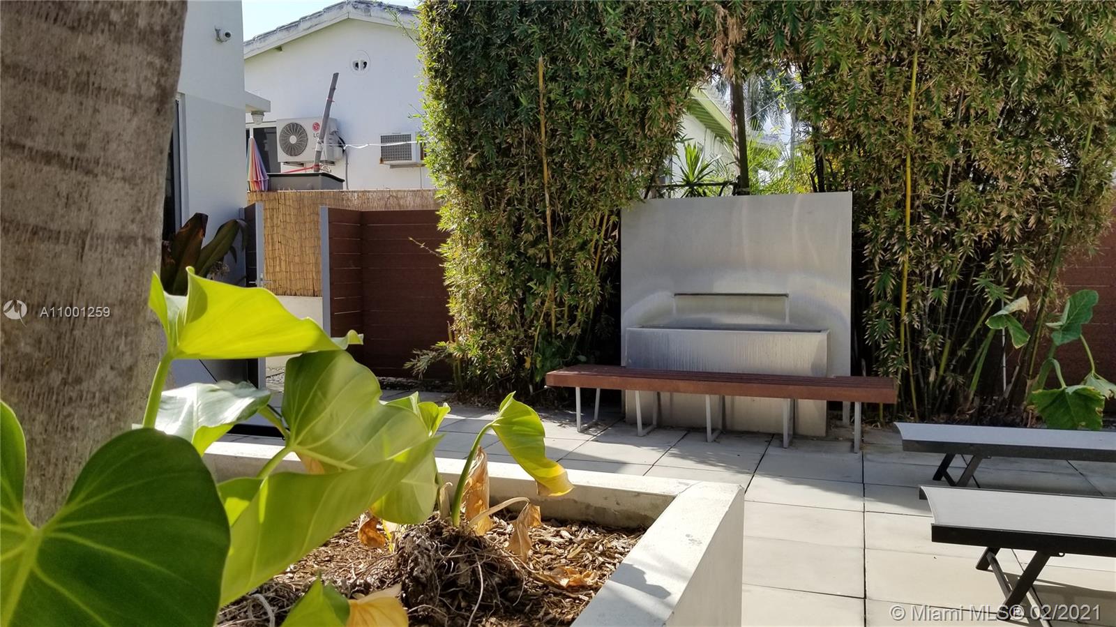 See details / 2972 sq. ft. $ 2021-02-18 0 Photo
