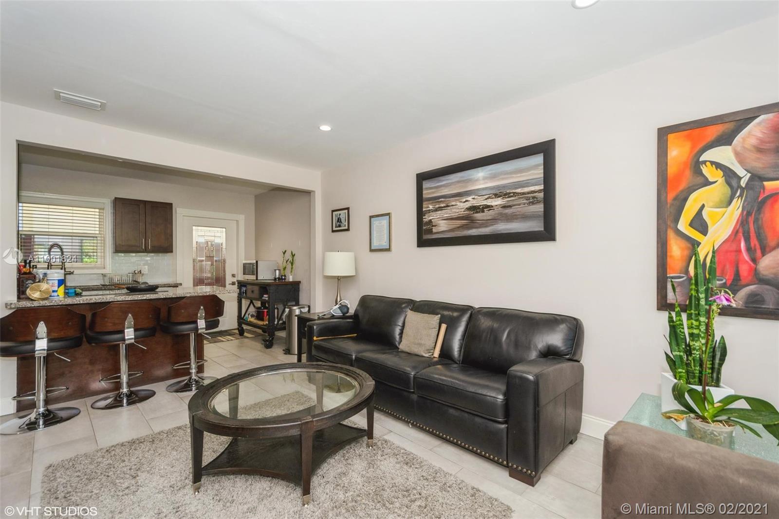 See details / 1569 sq. ft. $ 2021-02-19 0 Photo