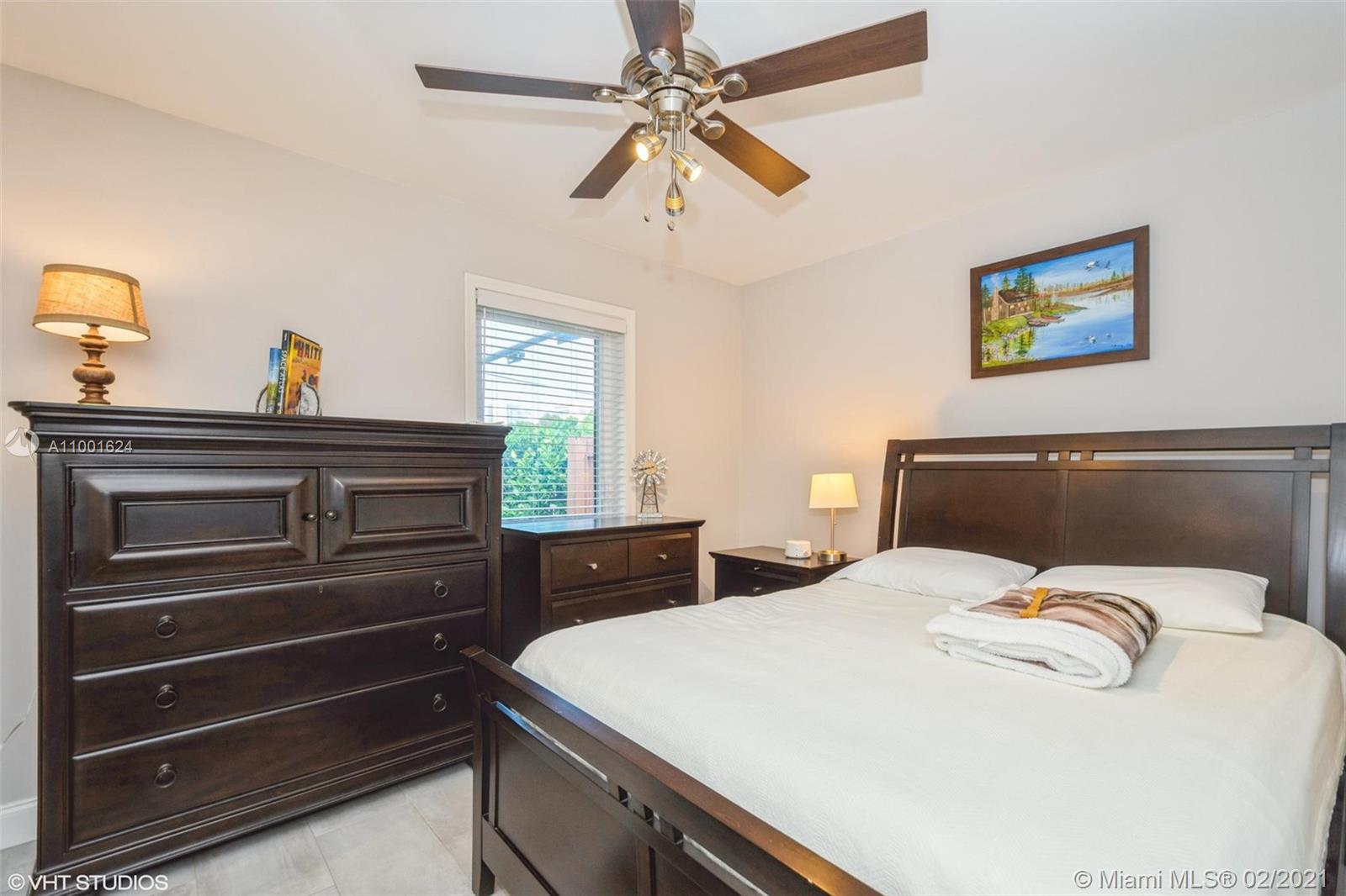 See details / 1569 sq. ft. $ 2021-02-19 0 Photo