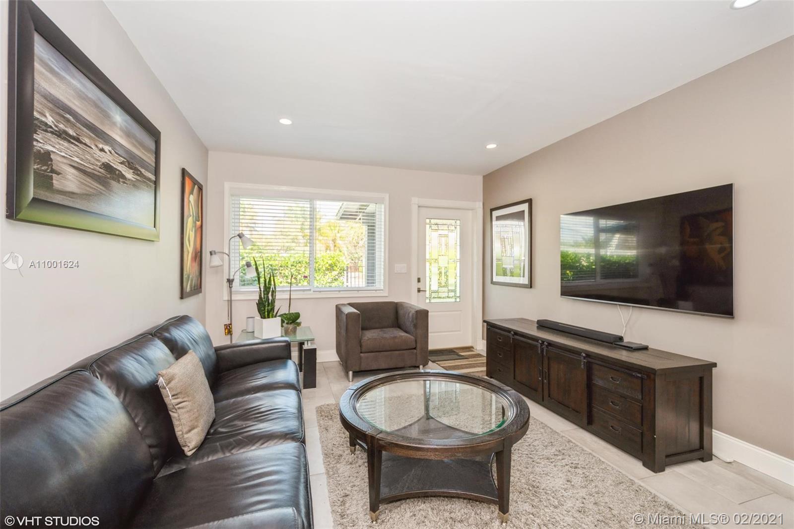 See details / 1569 sq. ft. $ 2021-02-19 0 Photo