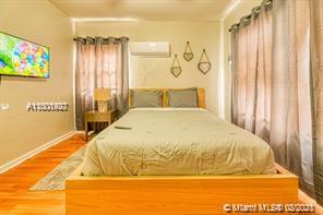 See details / 1272 sq. ft. $ 2021-03-30 0 Photo