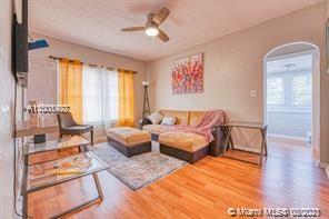 See details / 1272 sq. ft. $ 2021-03-30 0 Photo