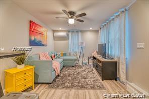 See details / 1272 sq. ft. $ 2021-03-30 0 Photo