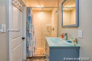 See details / 1272 sq. ft. $ 2021-03-30 0 Photo