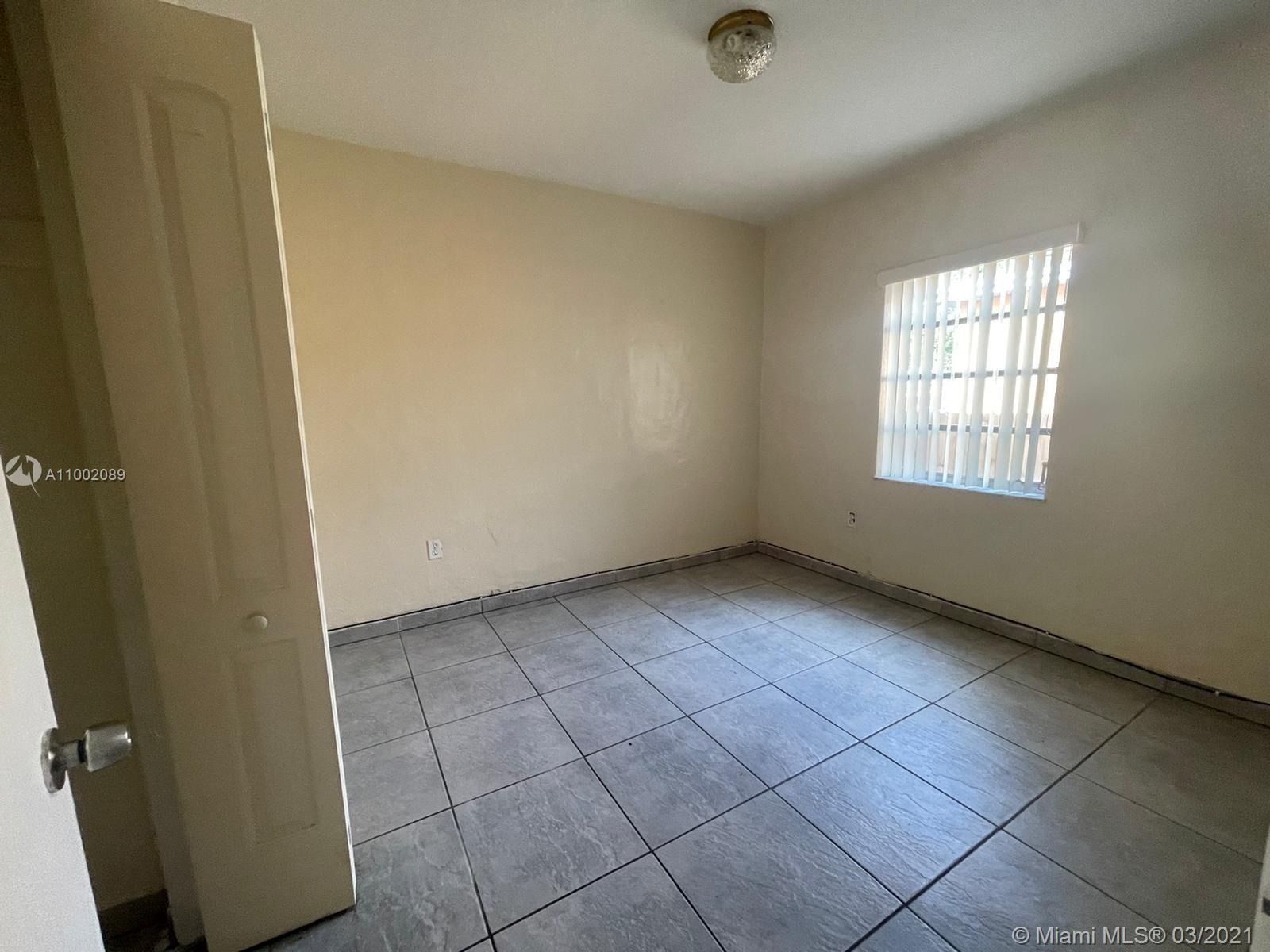 See details / 2788 sq. ft. $ 2021-03-01 0 Photo