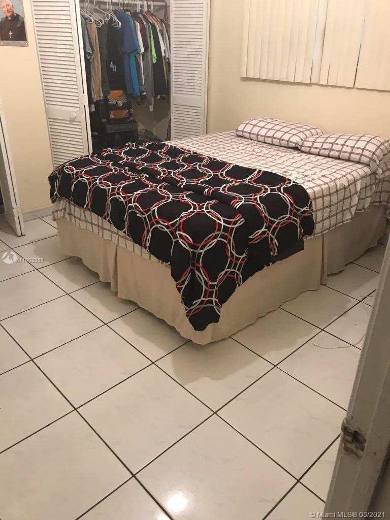 See details / 2788 sq. ft. $ 2021-03-01 0 Photo