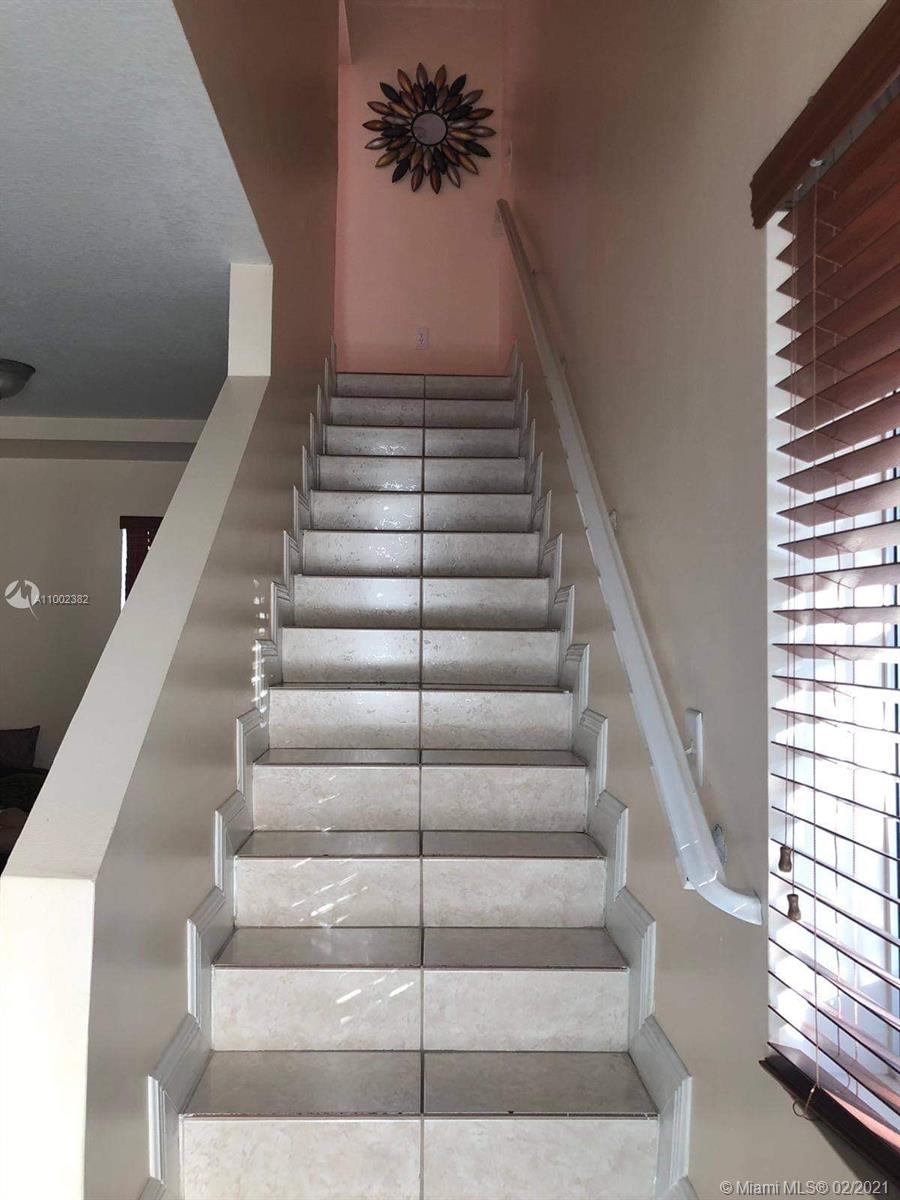 See details / 2580 sq. ft. $ 2021-02-21 0 Photo