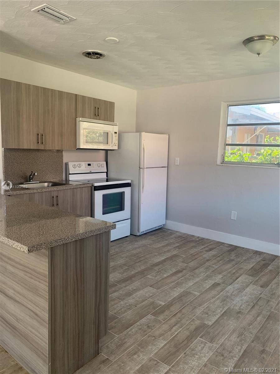 See details / 1590 sq. ft. $ 2021-02-21 0 Photo
