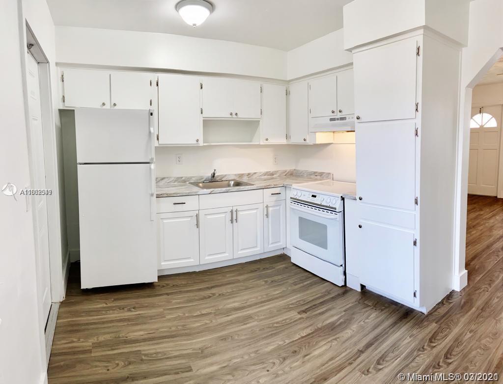 See details / 1704 sq. ft. $ 2021-02-22 0 Photo
