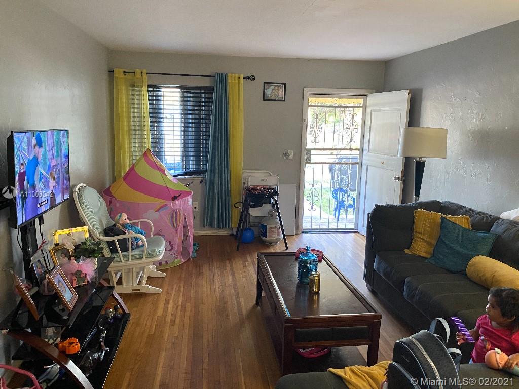 See details / 1632 sq. ft. $ 2021-04-05 0 Photo