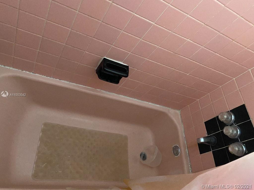 See details / 1632 sq. ft. $ 2021-04-05 0 Photo