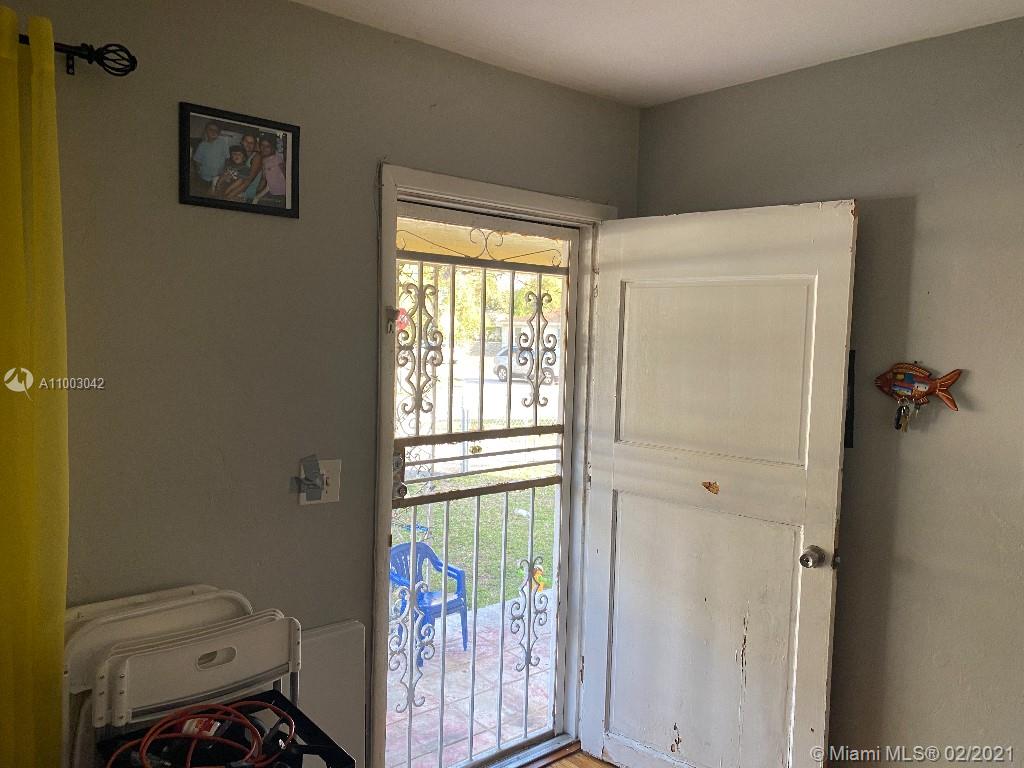 See details / 1632 sq. ft. $ 2021-04-05 0 Photo