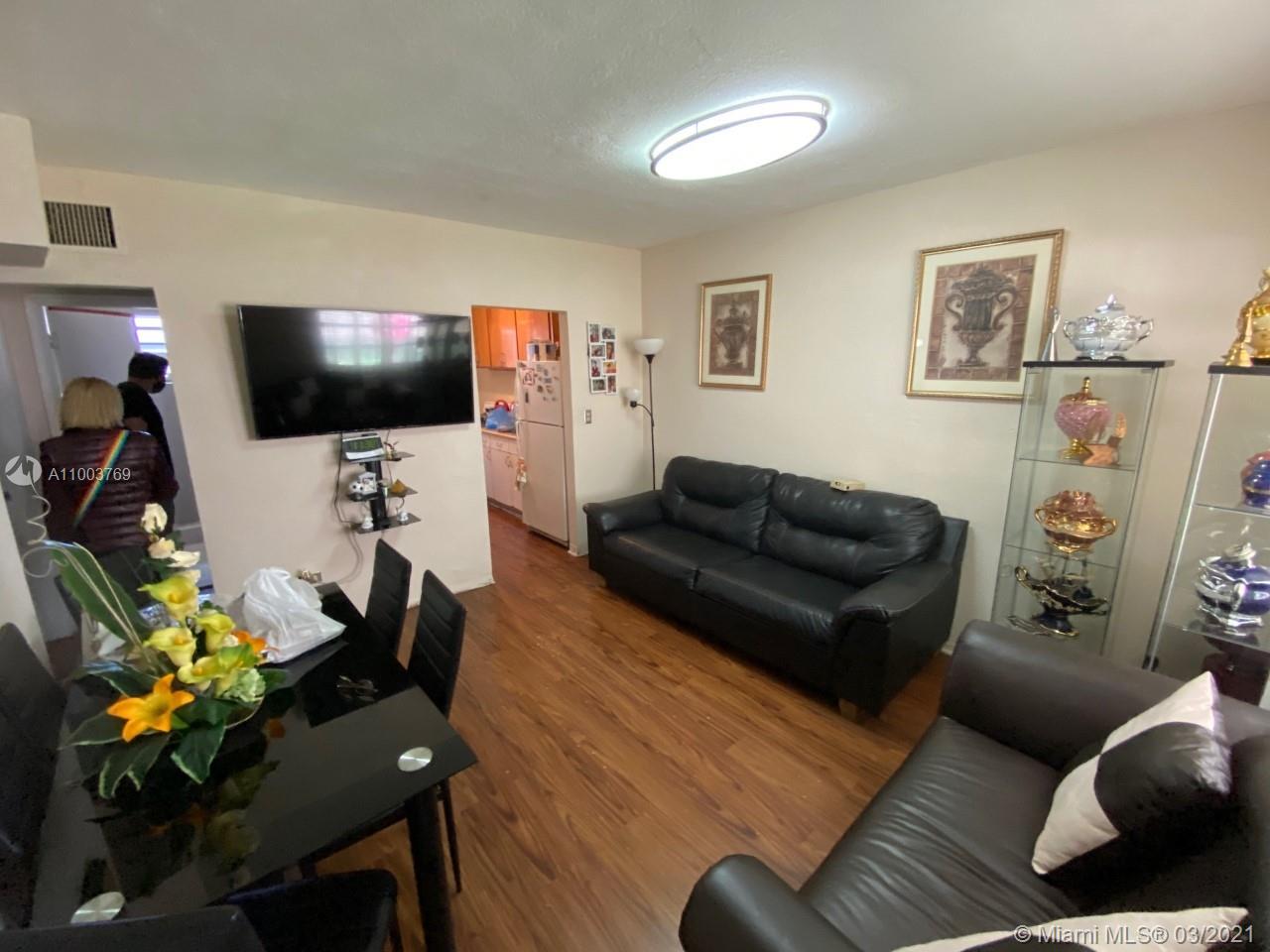 See details / 1668 sq. ft. $ 2021-03-14 0 Photo