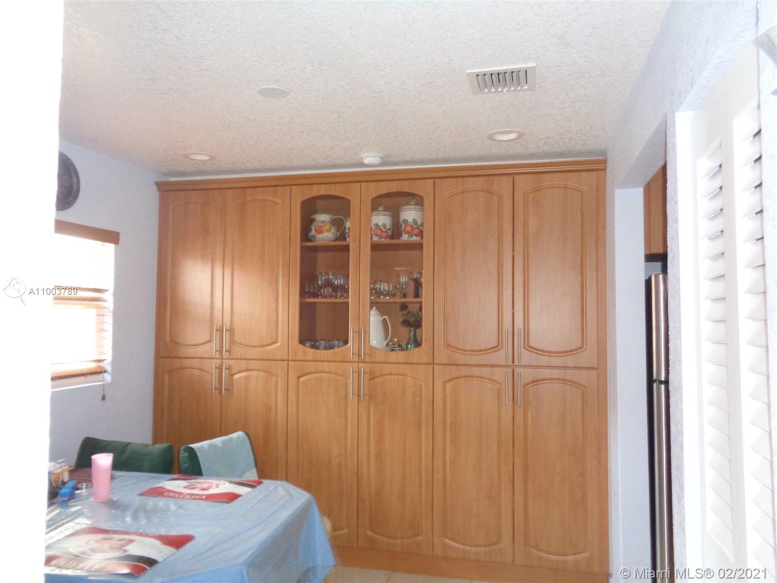 See details / 1820 sq. ft. $ 2021-02-24 0 Photo