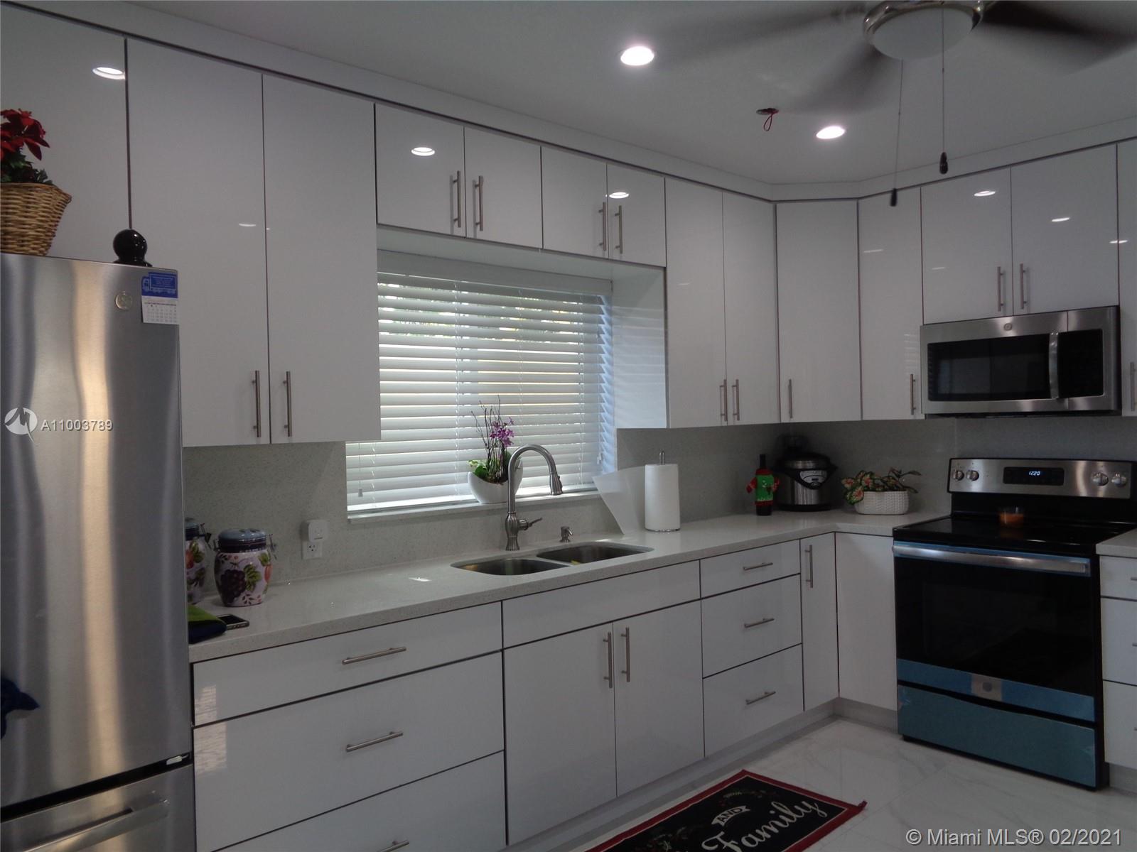 See details / 1820 sq. ft. $ 2021-02-24 0 Photo