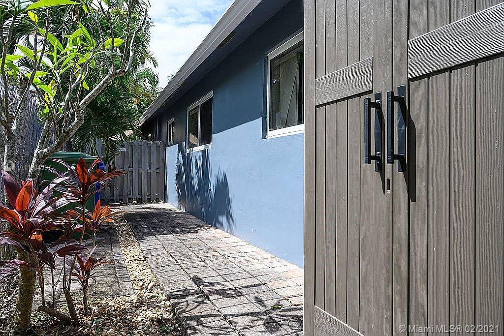 See details / 0 sq. ft. $ 2021-02-25 0 Photo